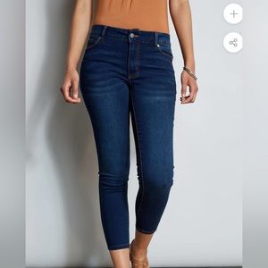 Tahari Women’s Cropped Jeans